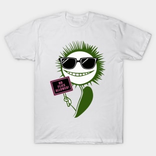 NO FLIES ALLOWED!: Smiling Venus Flytrap Guards Its Territory T-Shirt